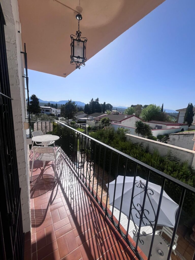 Bonita casa en la urbanización Pantano del Cubillas